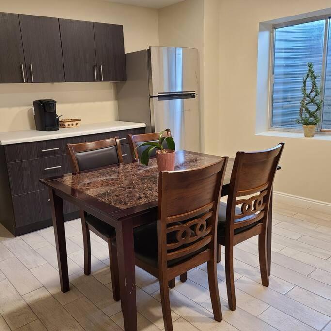 솔트레이크시티 Entire Huge Basement! Fast Wifi! Private Entrance! 빌라 외부 사진