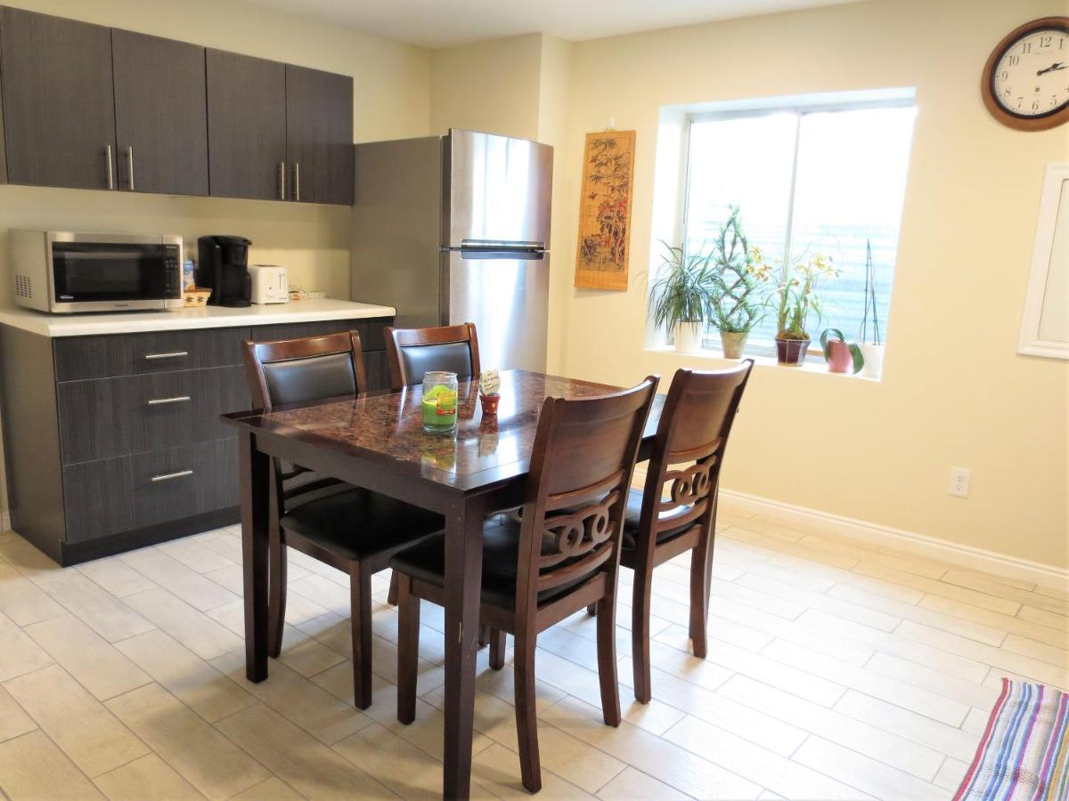 솔트레이크시티 Entire Huge Basement! Fast Wifi! Private Entrance! 빌라 외부 사진
