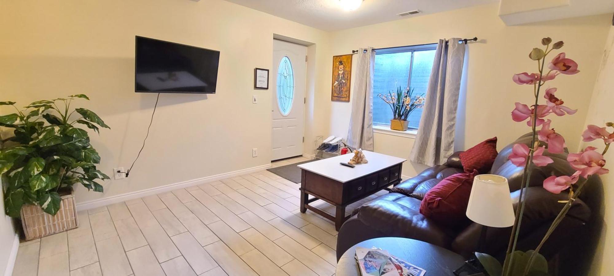 솔트레이크시티 Entire Huge Basement! Fast Wifi! Private Entrance! 빌라 외부 사진